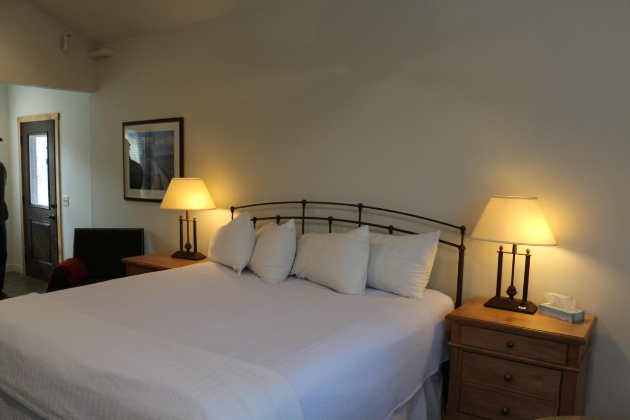 Hotel Cedar Creek New Haven Exteriér fotografie